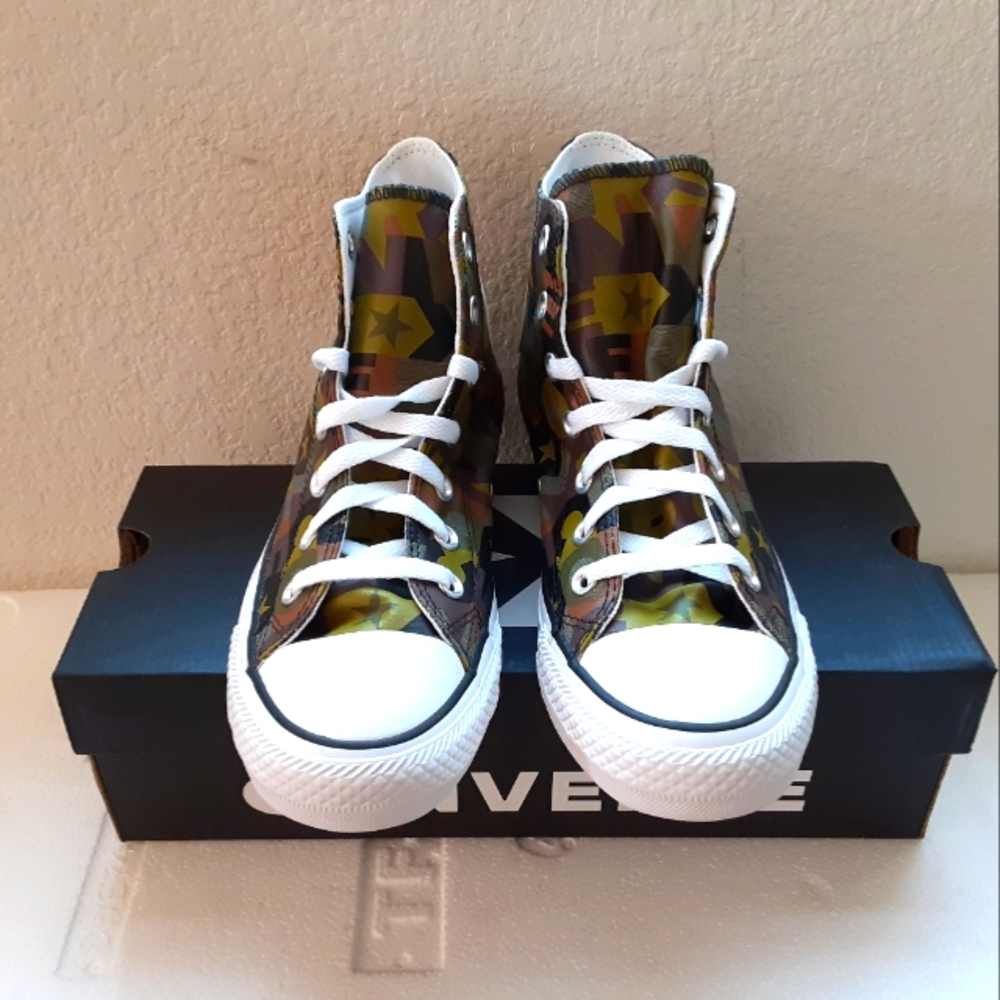 Converse - Picture 5 of 5